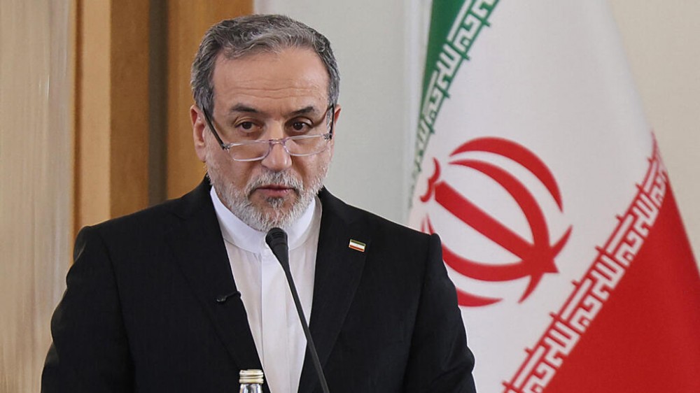 Le ministre iranien des Affaires étrangères part à Genève pour les discussions avec les États-Unis