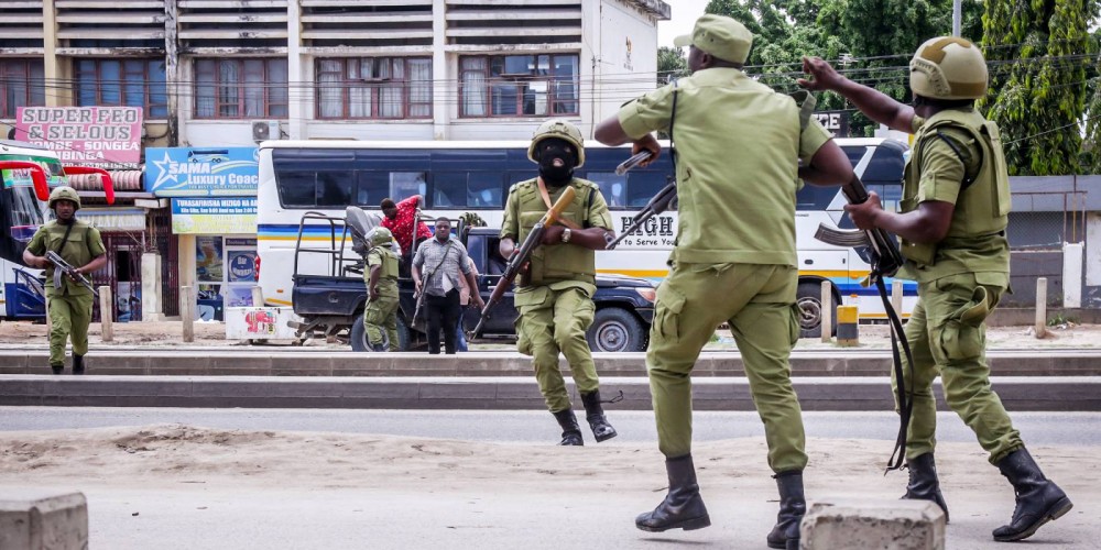 La Tanzanie déploie d'importantes forces de sécurité à Dar es Salaam
