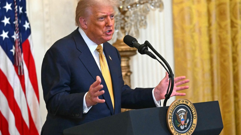 Trump annonce un accord commercial avec le Japon avec des droits de douane de 15\%