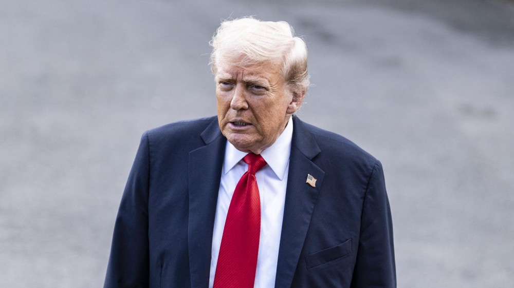 Avant de prendre de nouvelles sanctions contre Moscou, Trump ne veut plus d'achat de pétrole russe