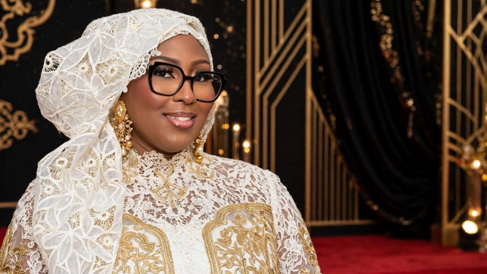 Portrait : FATIMA KEBE AKA Mme RIVAL, la femme qui fait rayonner la culture sénégalaise en France