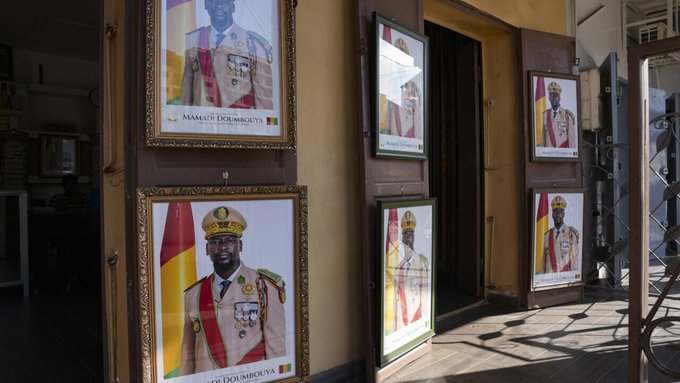Guinée : Doumbouya élu président avec 86,72 \% des suffrages exprimés