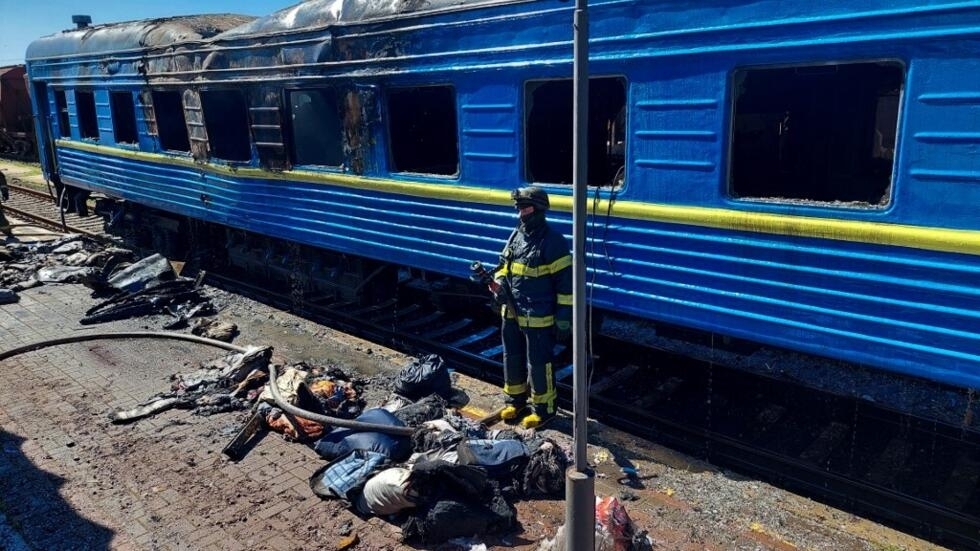 Ukraine: la Russie cible le réseau ferroviaire pour bloquer l'arrivée de l'aide militaire occidentale