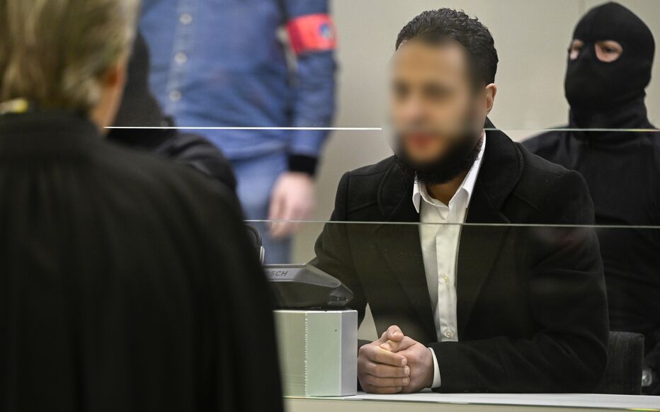 France: la mère et la sœur de Salah Abdeslam sont ressorties libres de garde à vue