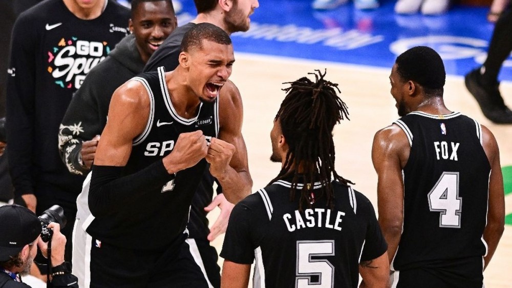 NBA: Wembanyama et les Spurs en finale face aux Knicks après un exploit en Oklahoma